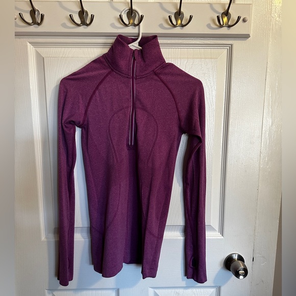 Lululemon Run Swiftly tech quarter zip size 4 - Picture 2 of 7